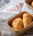 Rectangular paper salad bowl